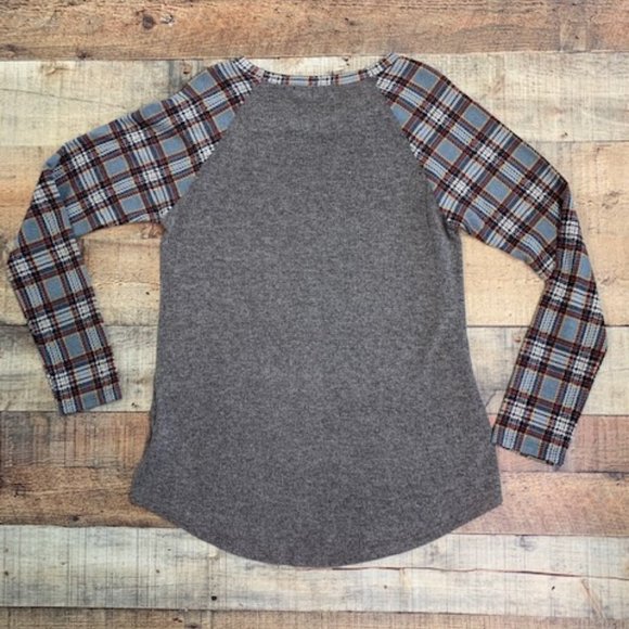 Plaid Houndstooth Baseball Tee - Picture 4 of 4